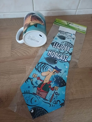 Legjobb horgász vicces nyakkendő, ponty halas bögrével eladó, ÚJ! - kép 8