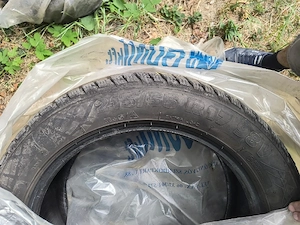 Laufen téligumi szett 215 55 r17 méretben