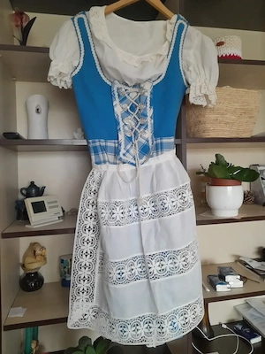 Kék kockás eredeti német ruha 34-36 méretben, eladó!