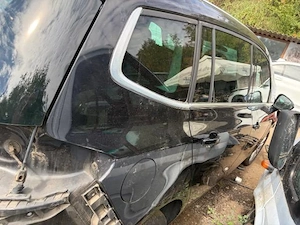 Opel Zafira C jobbos balos sárvédők, ajtók, visszapillantó, hátsó negyed és csomagtérajtó üveg - kép 3