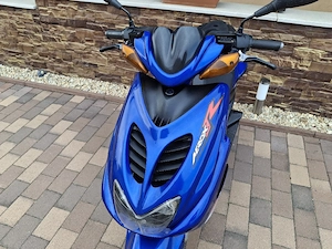 Yamaha Aerox 50 Újszerű Gyári 6600km - kép 6