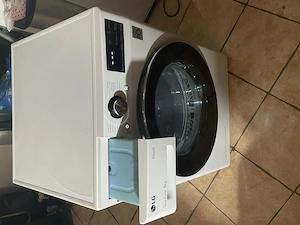 LG 9 kg hőszivattyús szárítógép (A+++, Dual Inverter, WiFi, Öntisztító)   RC90V9AV2Q - kép 2