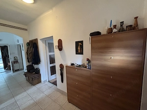 Saját udvar   kert, nagy terasz, földszinti lakás!  - kép 8
