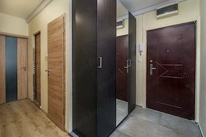 Panorámás, 3 szobás, felújított lakás Gazdagréten - kép 3