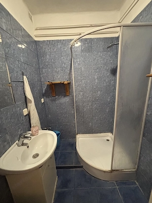 HOSSZÚ TÁVRA KIADÓ   nagy konyhás, erkélyes, klímás, bútorozatlan lakás! - kép 7
