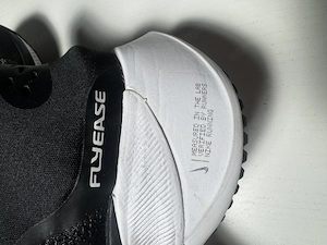 Nike futó cipő, teljesen új  - kép 3