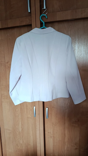 Rózsaszín, elegáns, női nadrágkosztüm 38-as méretben eladó. - kép 3