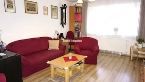 Győr-Nádorvárosban 65 m2-es felújított lakás NAGYON JÓ ÁRON saját garázzsal, tárolóval eladó