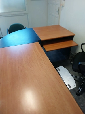 Szép állapotú irodabútor - kép 5