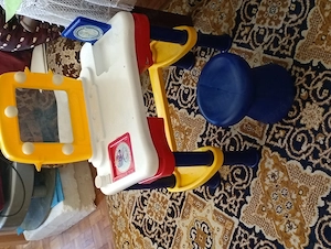 sárga-fehér-kék színű gyermek fésülködőasztal  9000ft óbuda 36 50 104 8272   Palau Toys gyártmányú,  - kép 5