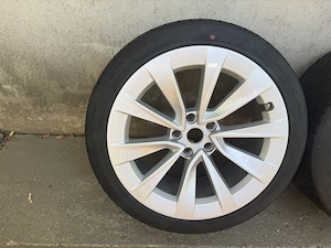 Tesla Model 3 Sport felni szett Hankook nyári gumival 1044264-00-A - kép 4