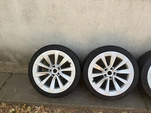 Tesla Model 3 Sport felni szett Hankook nyári gumival 1044264-00-A - kép 2