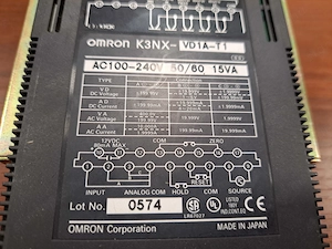 Omron K3NX-VD1A-T1 Digitális Panelműszer AC DC feszültség és áram - kép 7