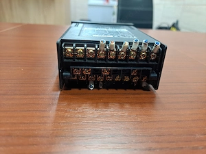 Omron K3NX-VD1A-T1 Digitális Panelműszer AC DC feszültség és áram - kép 4