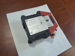 Schneider Preventa XPS-AK vészleállító biztonsági relé modul XPSAK - kép 6