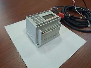 SMC CEU1P-D elektronikus számláló digitális számláló modul + jelkábel - kép 3