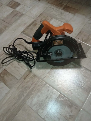 Black+Decker 1200W körfűrész - kép 2