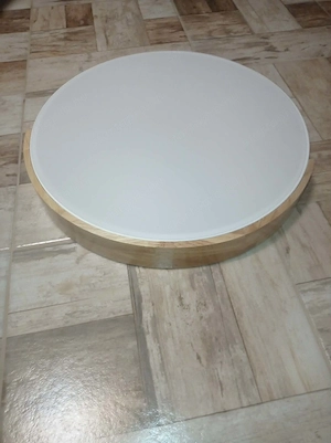 Mennyezeti LED lámpa 40cm átmérőjű, 5cm vastag.
