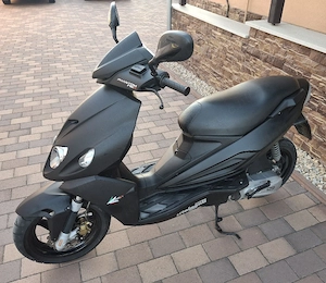 Malaguti F12R 50 Újszerű Gyári 5800km - kép 9