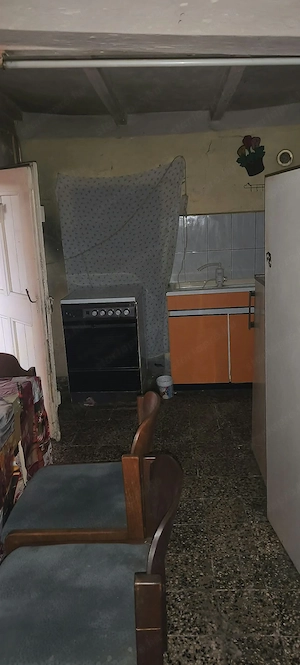 Eladó a képen látható ingatlan  - kép 9
