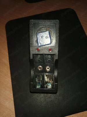 Elem (akkumulátor) töltő 4x AA +9v 2000ft óbuda Tölthető Elemek elemakkumulátor töltéséhez 36 50 104 - kép 2