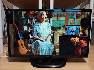 Eladó a képeken látható LG 32" LED TV  - kép 3