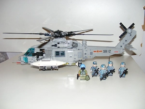 Lego SWAT Modern hadviselés Z-20 Harci támadó Helikopter 940db ÚJ - kép 5
