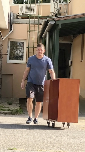 Rakodó munkát keresek