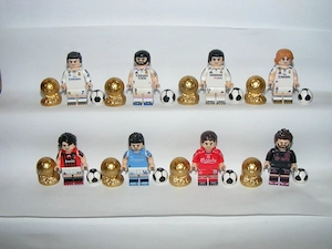 Lego Focista figurák Futball foci Owen Rodrigo Messi Kaka Ronaldo Benzema figura ÚJ - kép 3