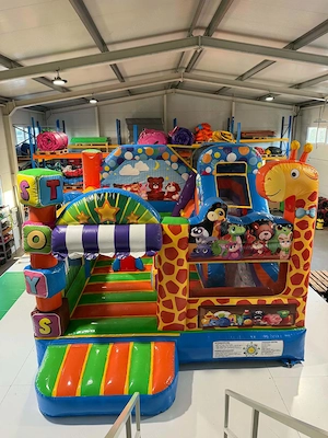 Eladó Toys Csúszdás Ugráló - kép 3