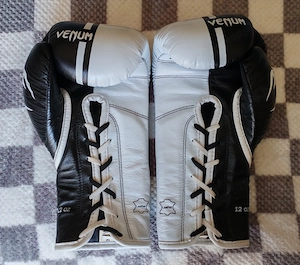 Boxkesztyű Új Venum Shield Pro 12oz - kép 3