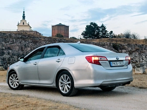 Toyota Camry 2.5 XLE hybrid eladó - kép 3