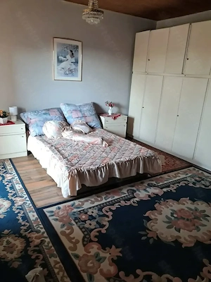 albélet kiado gyálon
