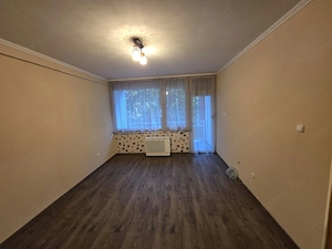 Kiadó I emeleti, társasházi lakás Vác- Deákvár központi részén.   - kép 2