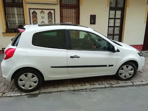 Eladó Renault Clio  kevés km - kép 2