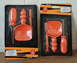 2 darab Halloween tökfaragó készlet eladó, új! - kép 5