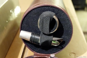 CrisMa prémium műbőr borosüvegtartó tok, benne sommelier készlettel, eladó - kép 3