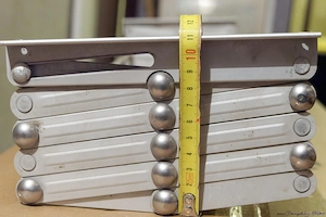 80 cm-es Falra szerelhető, kihúzható harmonika ruhaszárító, eladó - kép 3