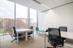 Teljes körű szolgáltatású iroda a Spaces Corvin Towers központban 20 fő részére 