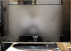 Samsung LE26A451C1 TV & Monitor RF Sscart Hdmi Comp-Video Rca Cvbs S-Video PC Pal Secam eladó