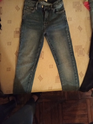Keszthelyen méretkülönbség miatt sosem hordott ruhák XS,S,158 cm méretben eladó.  - kép 4