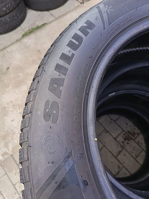 255 55R18, 235 60R18 Sailun téli gumi (Porsche Tacan - kép 3